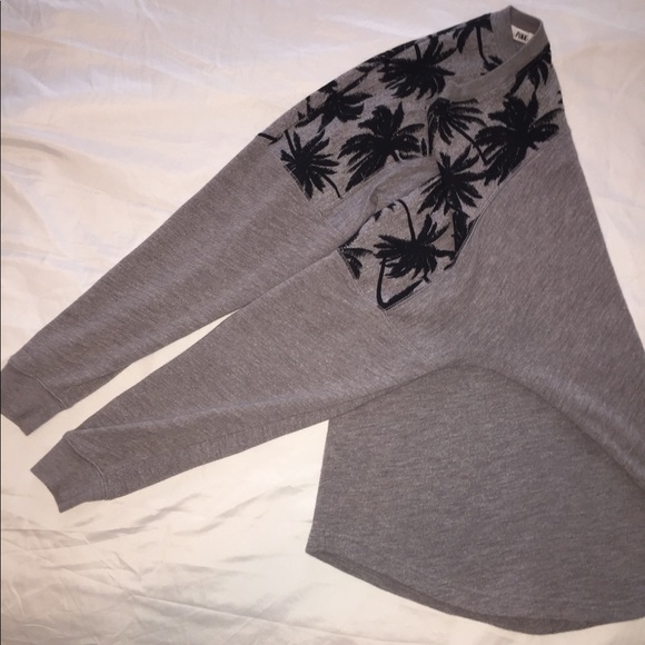 ✨PINK ATHLEISURE SHIRT✨ - Picture 3 of 4